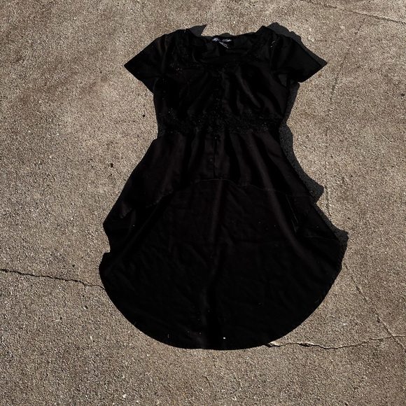 Casual Black High-Low Sundress with Crew Neck from (SPIN DOCTOR) - Picture 1 of 3